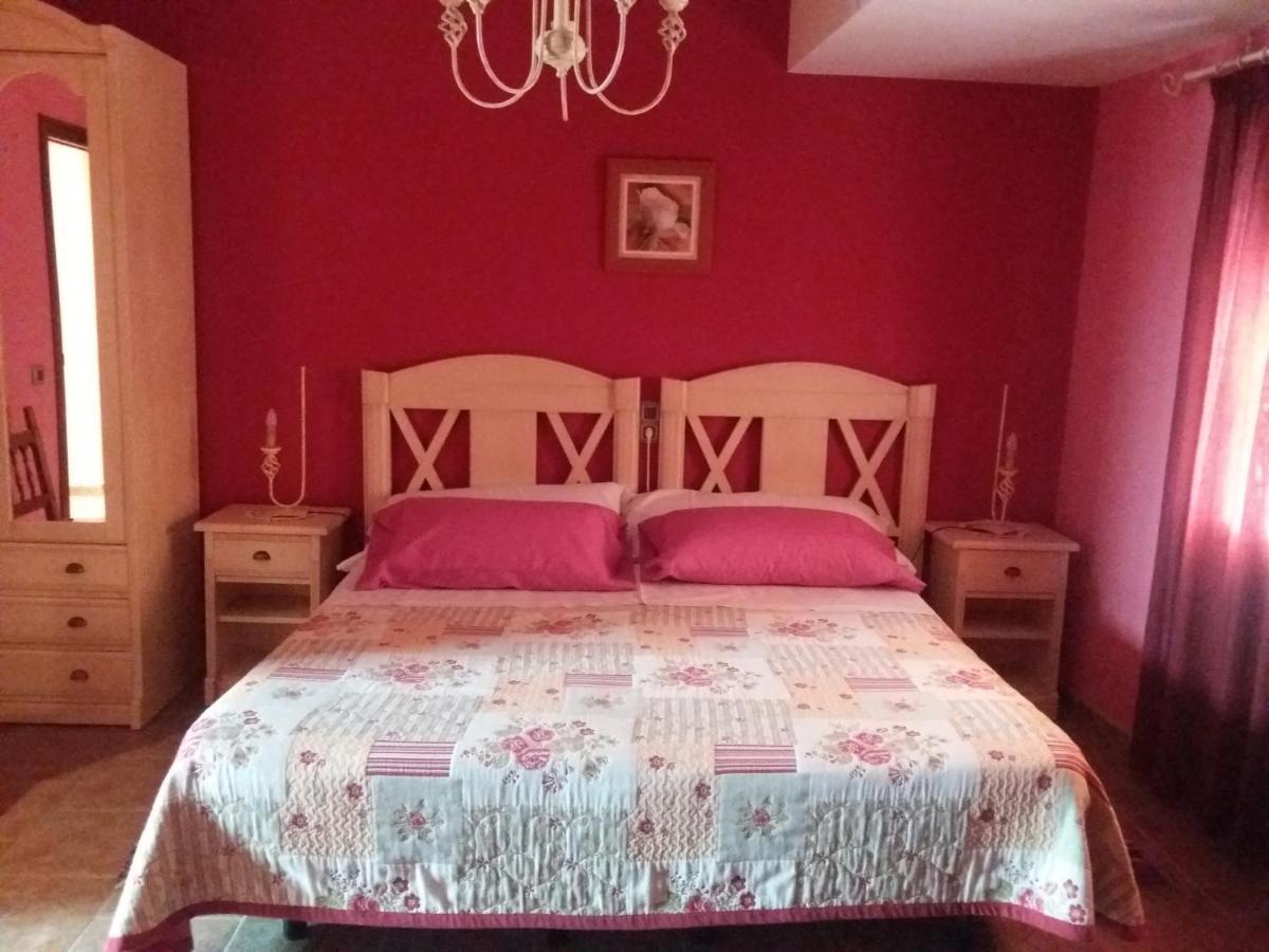 Posada La Reja Malpica de Tajo Kültér fotó