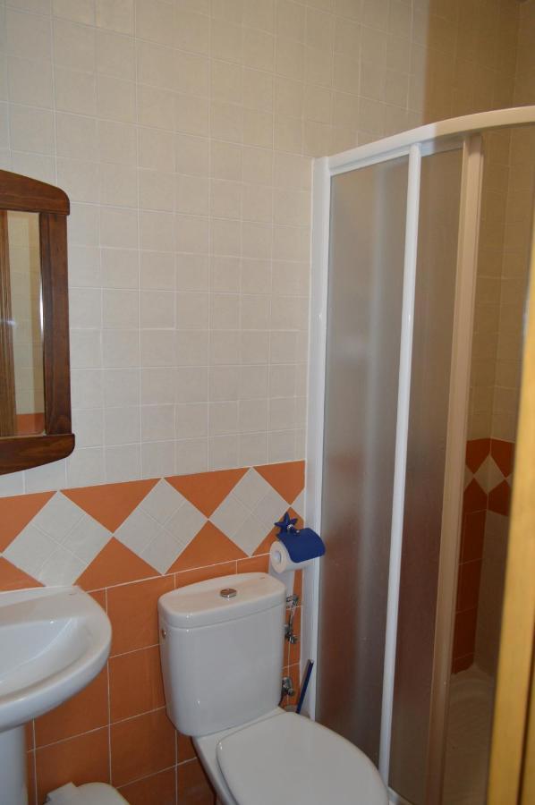 Posada La Reja Malpica de Tajo Kültér fotó