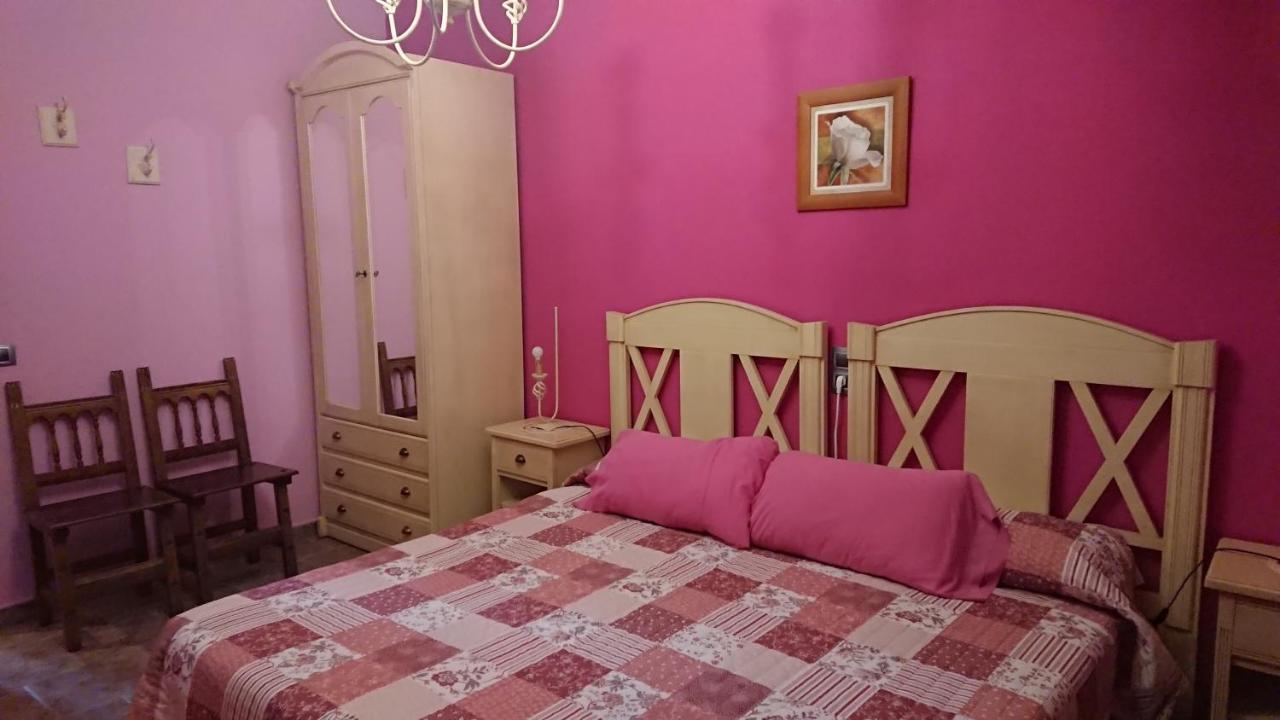 Posada La Reja Malpica de Tajo Kültér fotó